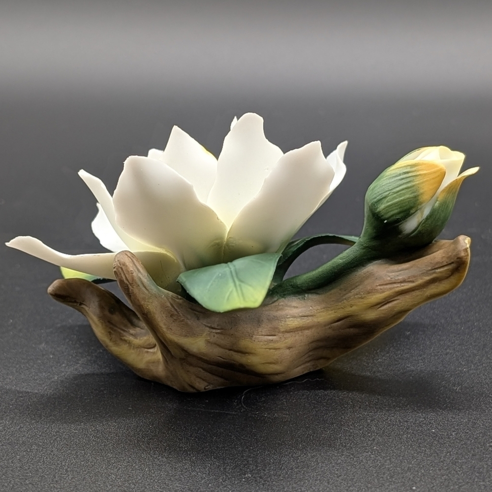 NIB Andrea's Flowers by Sadek White Magnolia with Bud - Picture 4 of 10